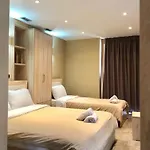 Alojamento de Acomodação e Pequeno-almoço 21-rooms Tirana