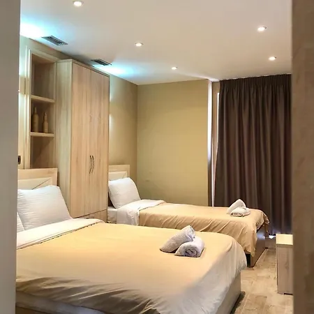 ベッド・アンド・ブレックファスト 21-rooms ティラナ