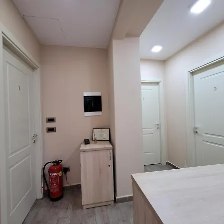 Bed & Breakfast 21-rooms *