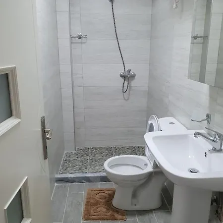 Bed & Breakfast 21-rooms Tirana